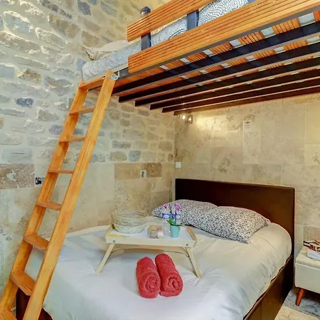 Le Coin Vintage I Hypercentre I Bourguignon & Cosy * 第戎